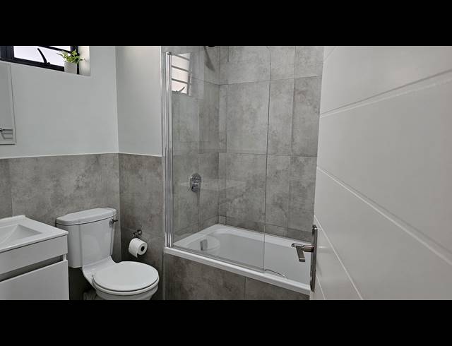 2 BEDROOM APARTMENT FOR SALE IN PARKHAVEN
